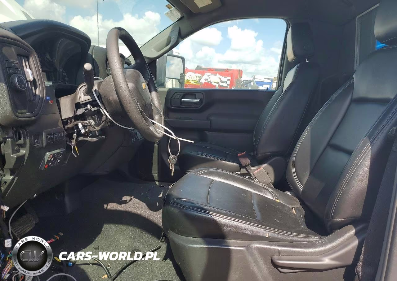 2022 Chevrolet Silverado C3500 VIN:1GB3WRE73NF327135 - 7