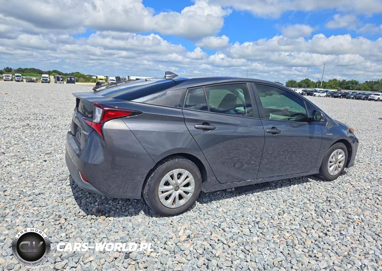2019 Toyota Prius Le VIN:JTDKARFUXK3080980 - 3
