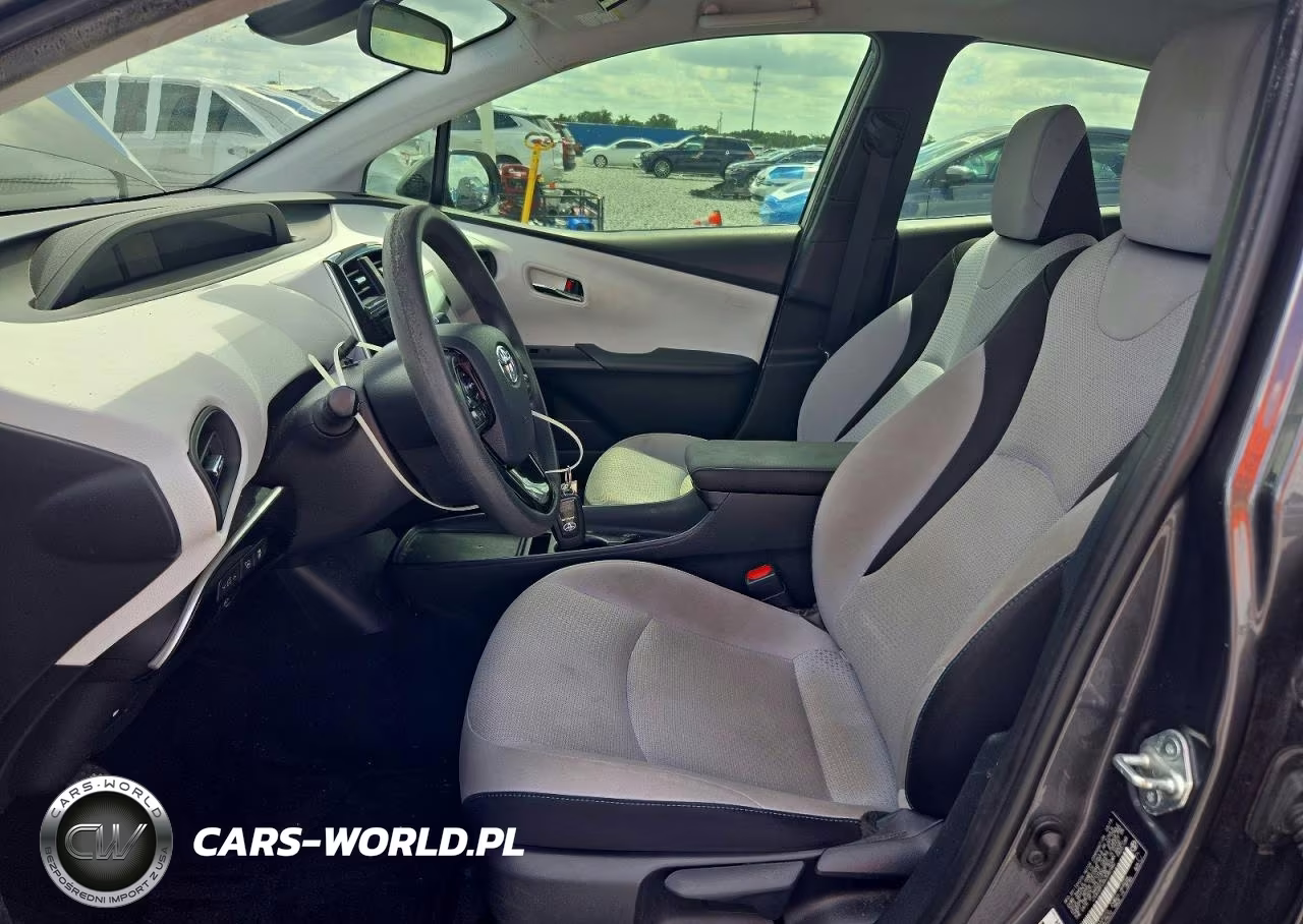 2019 Toyota Prius Le VIN:JTDKARFUXK3080980 - 7