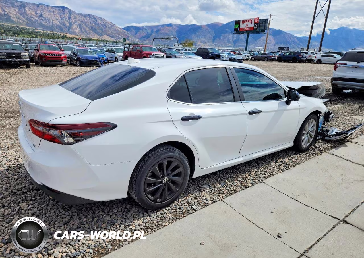 2022 Toyota Camry Le VIN:4T1C11AK8NU684730 - 3