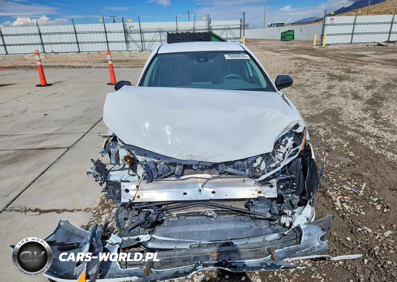 2022 Toyota Camry Le VIN:4T1C11AK8NU684730 - 5