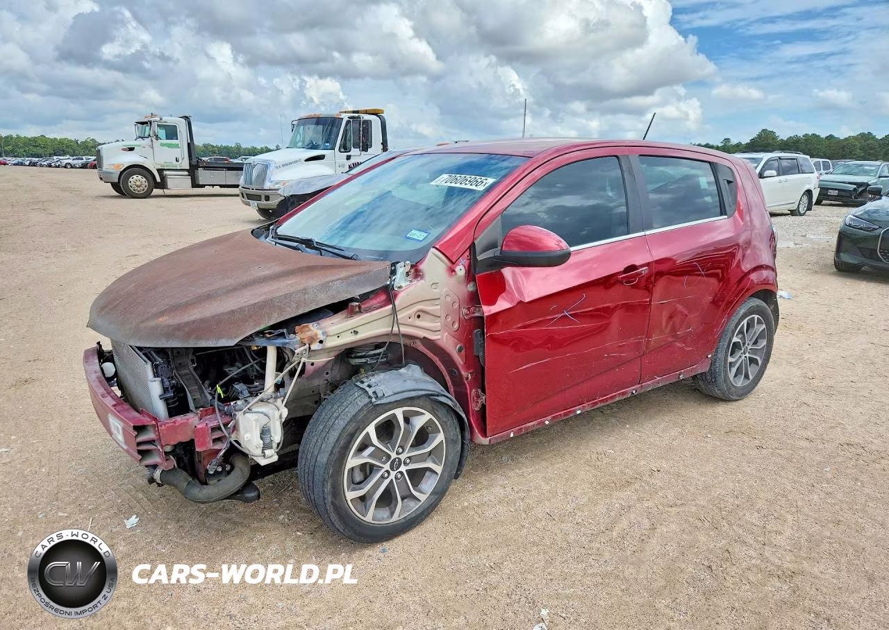 2019 Chevrolet Sonic Lt VIN:1G1JD6SB9K4123245 - 1