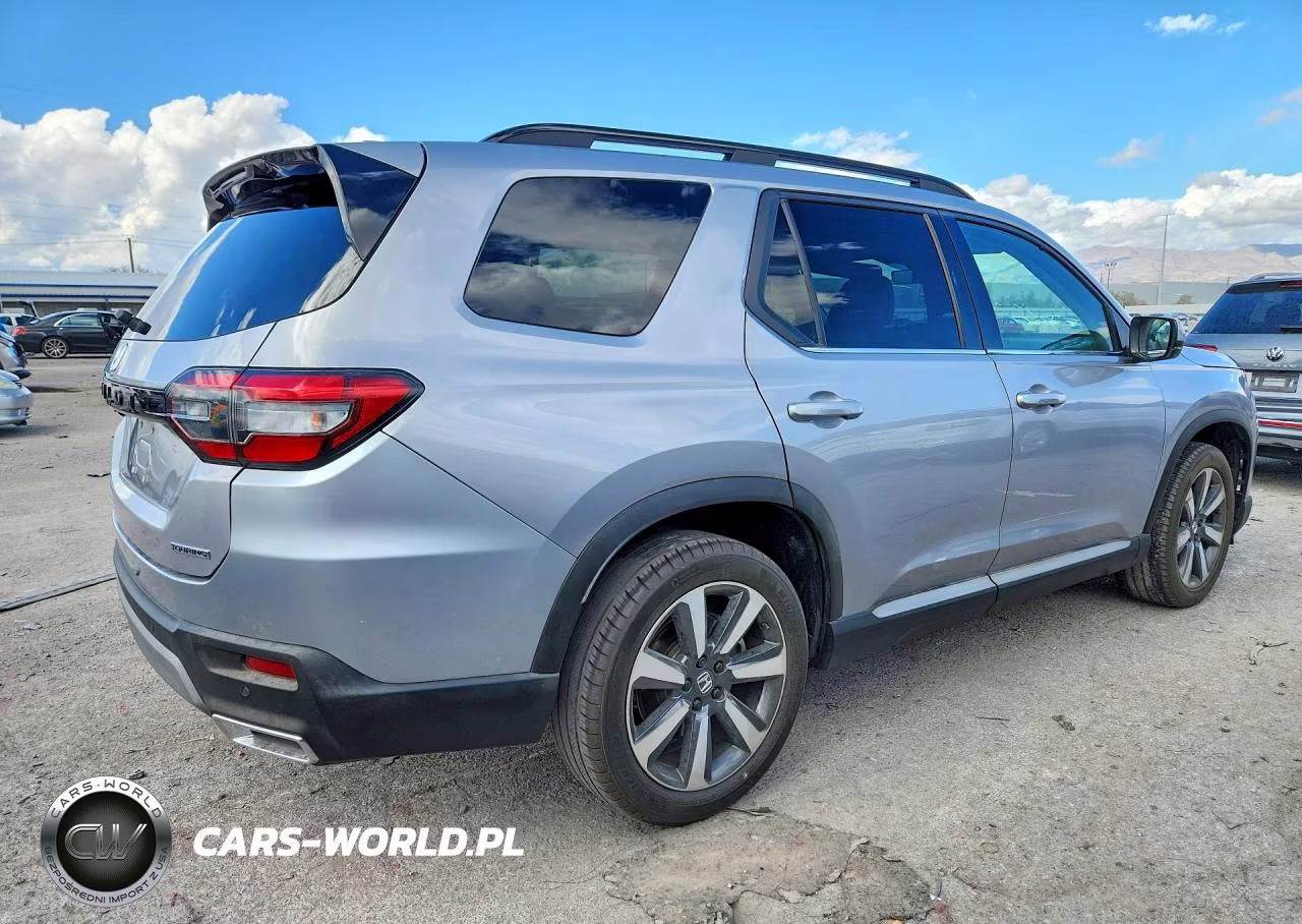 2024 Honda Pilot Touring VIN:5FNYG2H76RB011739 - 3