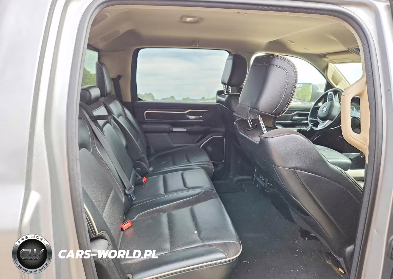 2020 Ram 1500 Laramie VIN:1C6SRFRT1LN141480 - 10