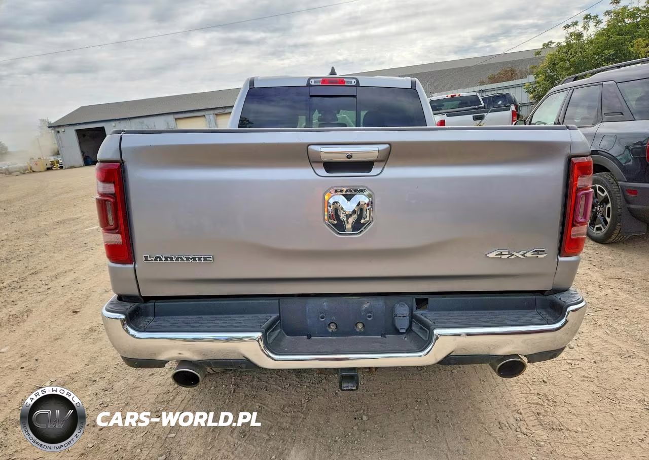 2020 Ram 1500 Laramie VIN:1C6SRFRT1LN141480 - 6