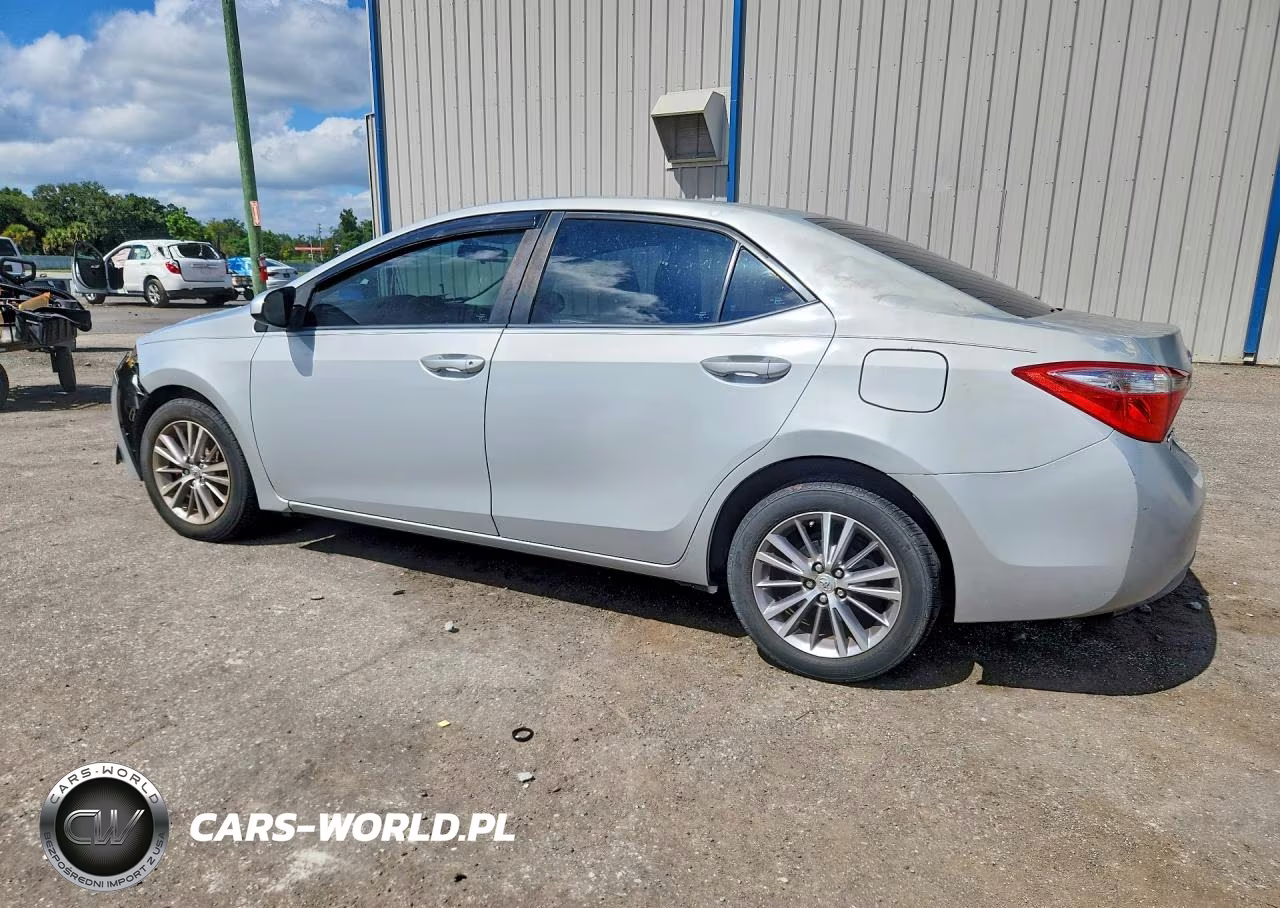 2015 Toyota Corolla Le Plus VIN:2T1BURHE3FC236576 - 2
