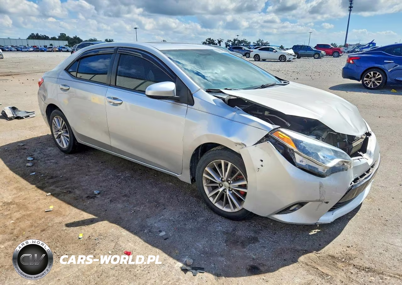 2015 Toyota Corolla Le Plus VIN:2T1BURHE3FC236576 - 4