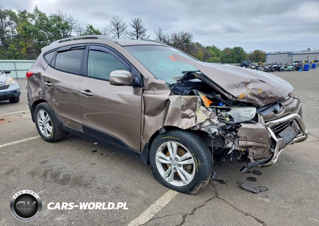 2013 Hyundai Tucson Gls VIN:KM8JU3AC9DU656467 - 4