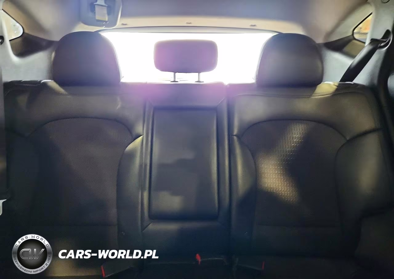 2010 Hyundai Tucson Gls VIN:KM8JU3AC4AU112793 - 10