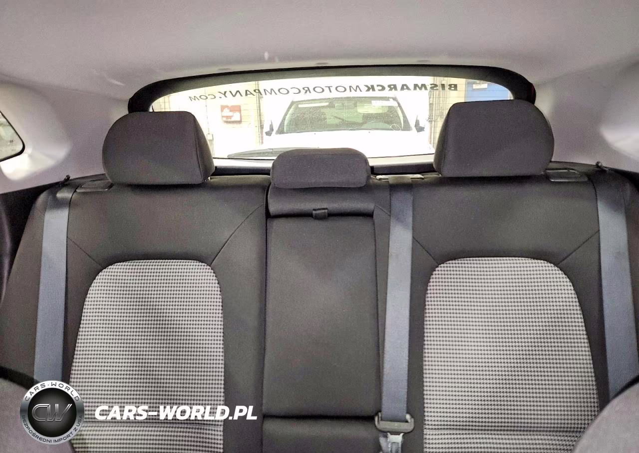 2019 Hyundai Kona Se VIN:KM8K1CAA9KU284766 - 10