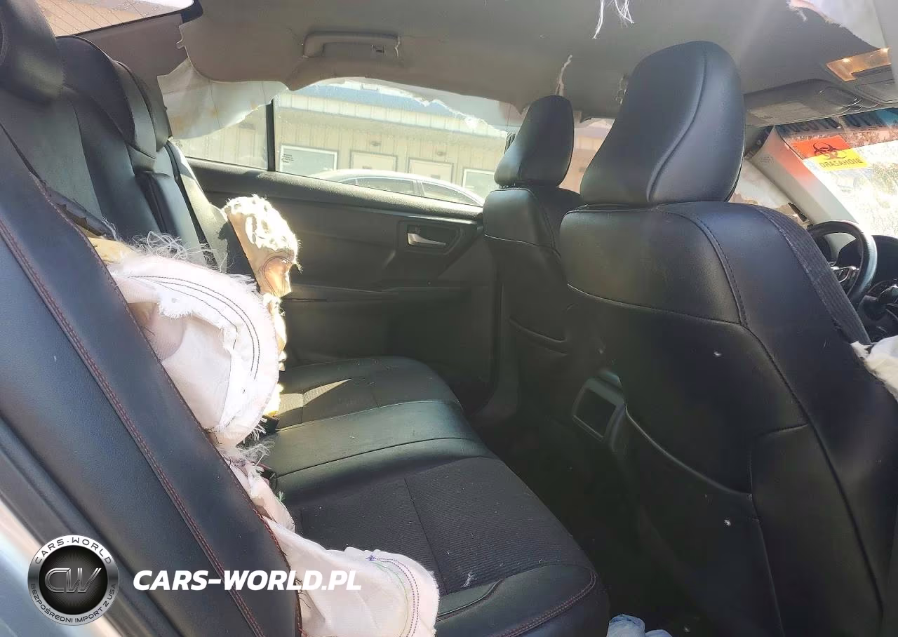2016 Toyota Camry Se VIN:4T1BF1FKXGU244792 - 10