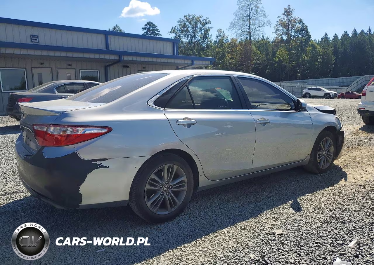 2016 Toyota Camry Se VIN:4T1BF1FKXGU244792 - 3