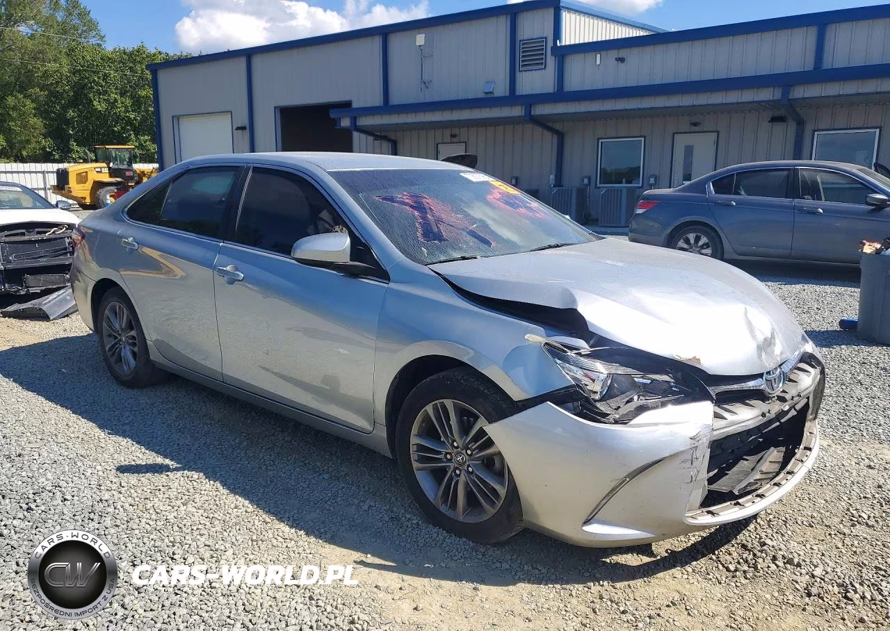 2016 Toyota Camry Se VIN:4T1BF1FKXGU244792 - 4