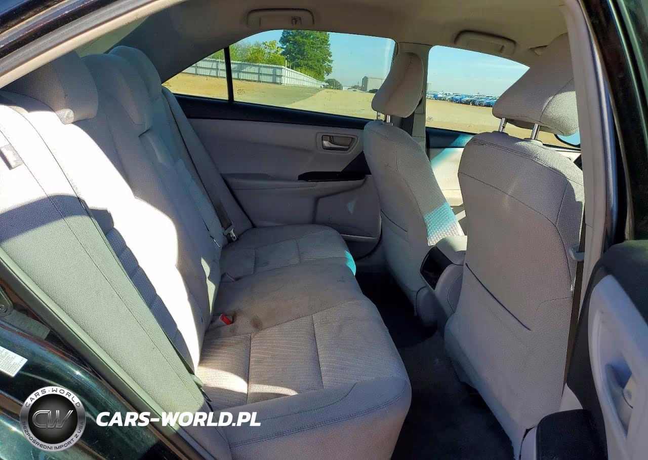 2015 Toyota Camry Le VIN:4T4BF1FK8FR512615 - 10