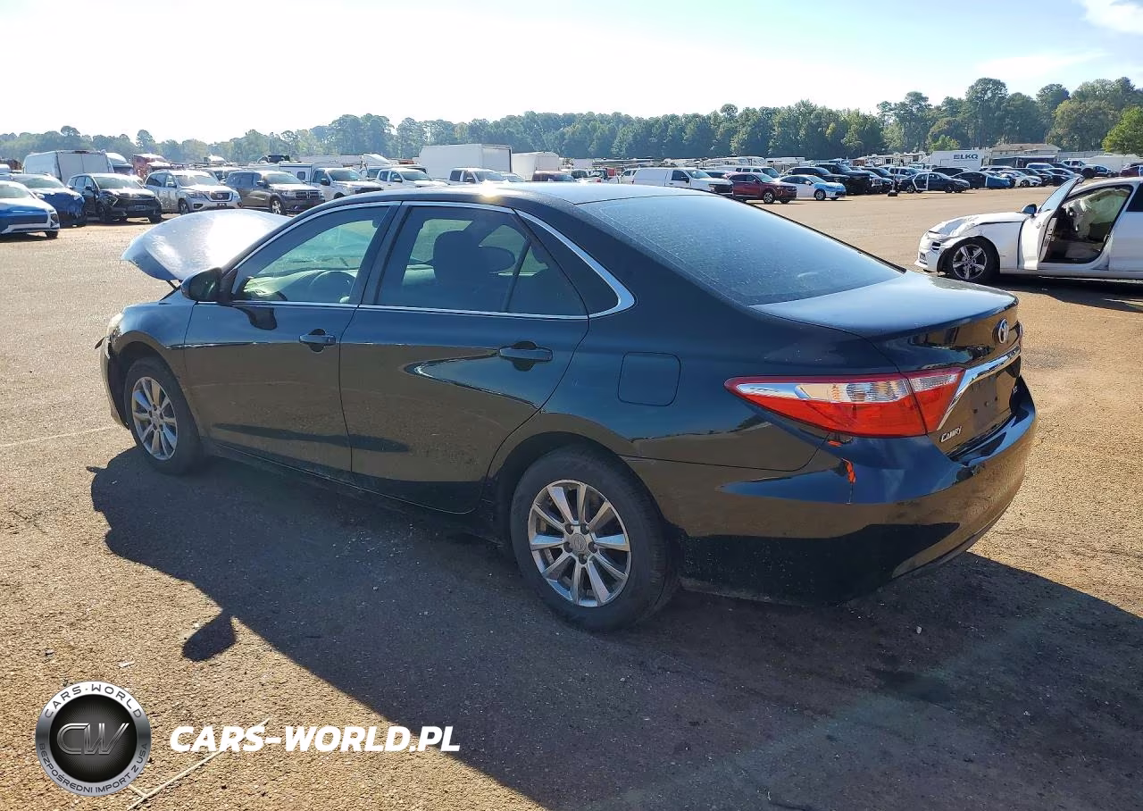 2015 Toyota Camry Le VIN:4T4BF1FK8FR512615 - 2