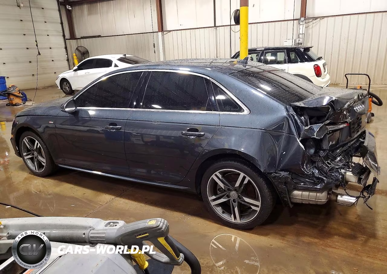 2017 Audi A4 Premium Plus VIN:WAUENAF46HN038819 - 2