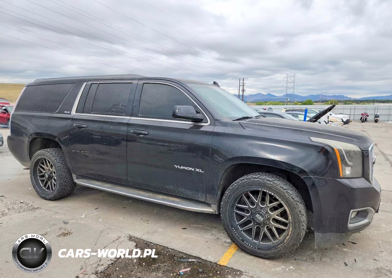 2017 GMC Yukon Xl K1500 Sle VIN:1GKS2FKC2HR205957 - 4