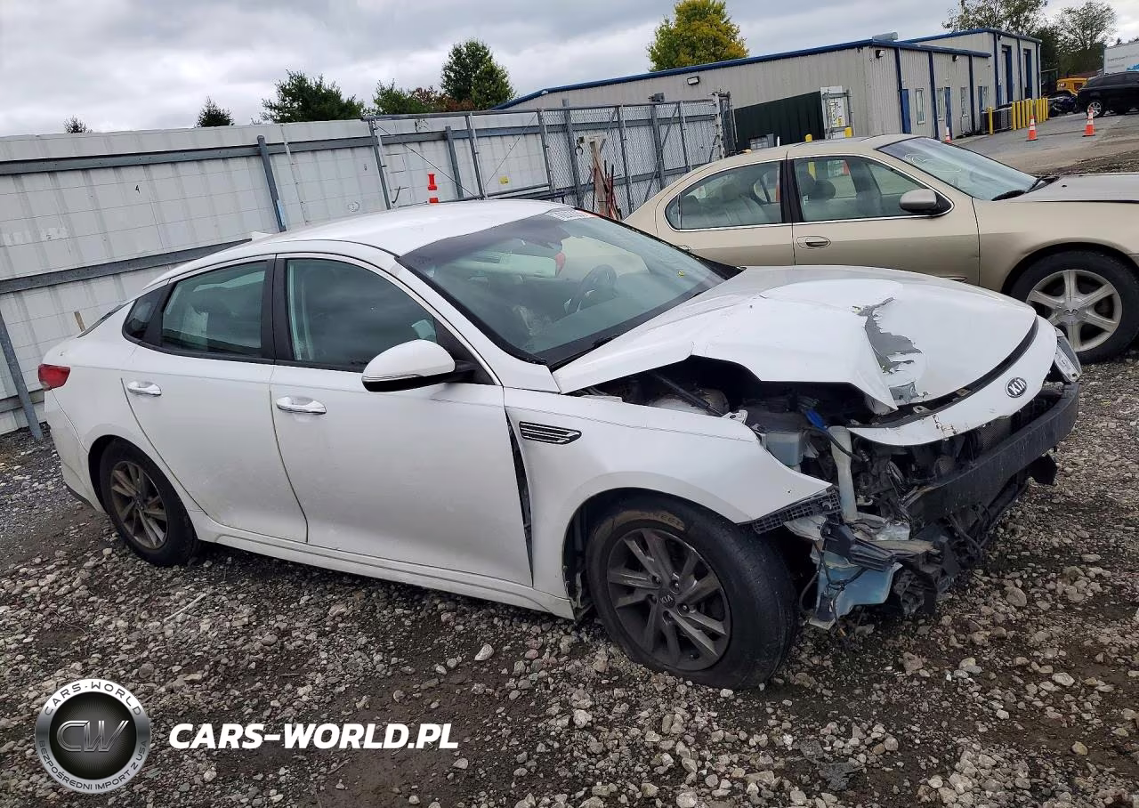 2019 Kia Optima Lx VIN:5XXGT4L32KG297020 - 4