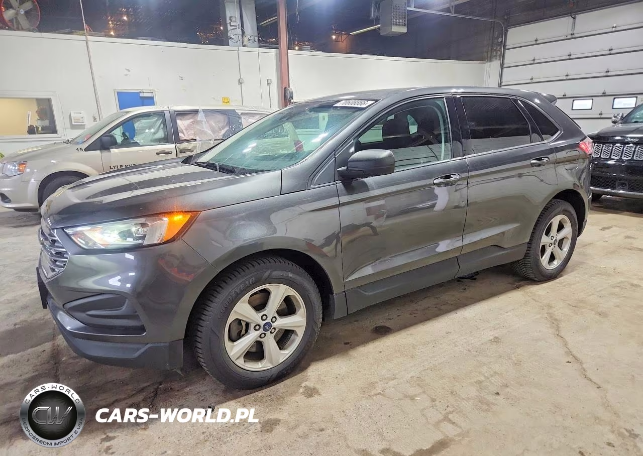 2020 Ford Edge Se