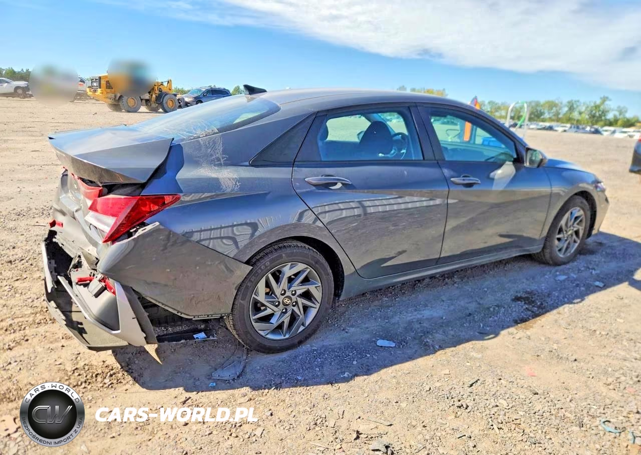 2024 Hyundai Elantra Sel VIN:KMHLM4DG5RU782958 - 3