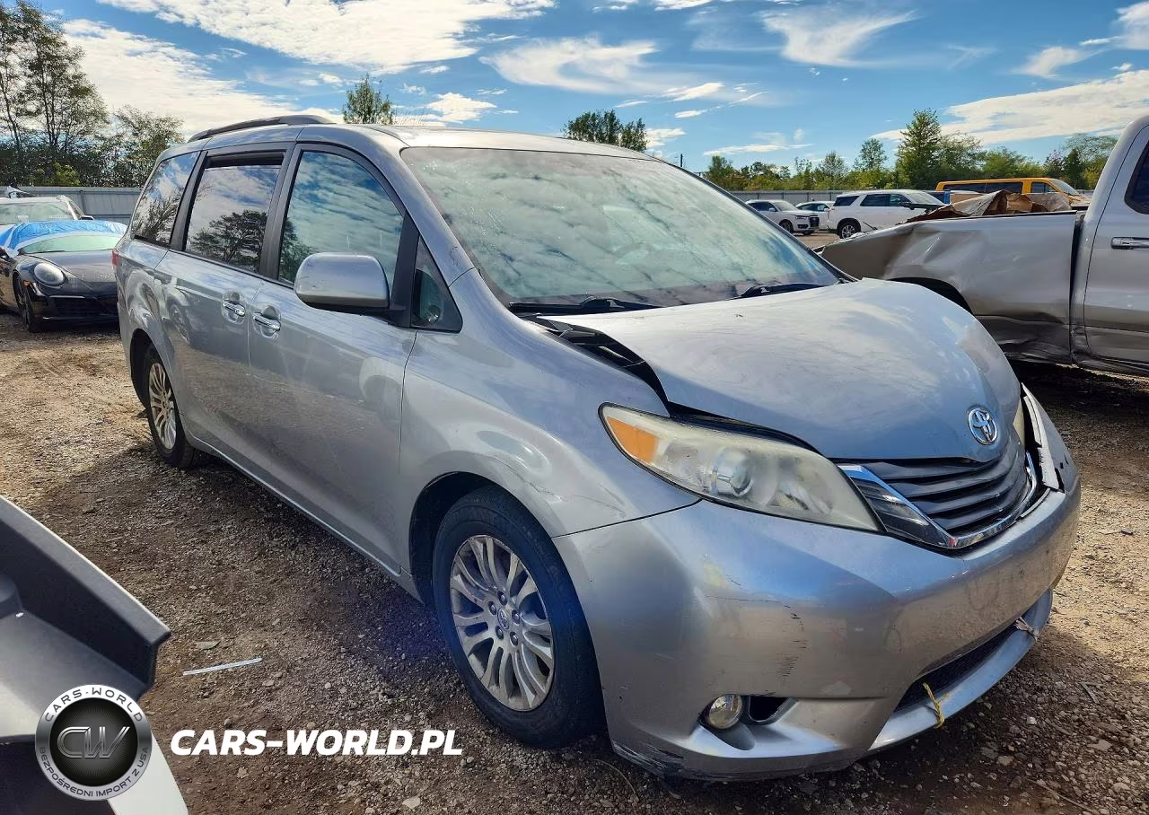 2011 Toyota Sienna Xle 8-Passenger VIN:5TDYK3DC7BS053233 - 4