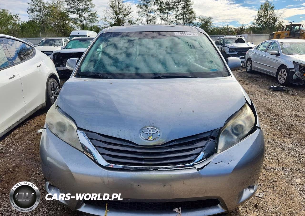2011 Toyota Sienna Xle 8-Passenger VIN:5TDYK3DC7BS053233 - 5