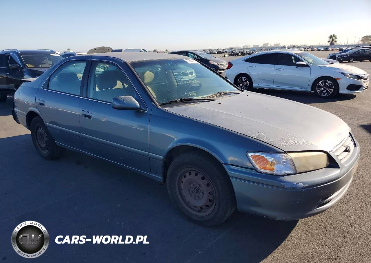 2000 Toyota Camry Le VIN:JT2BG22K5Y0464436 - 4