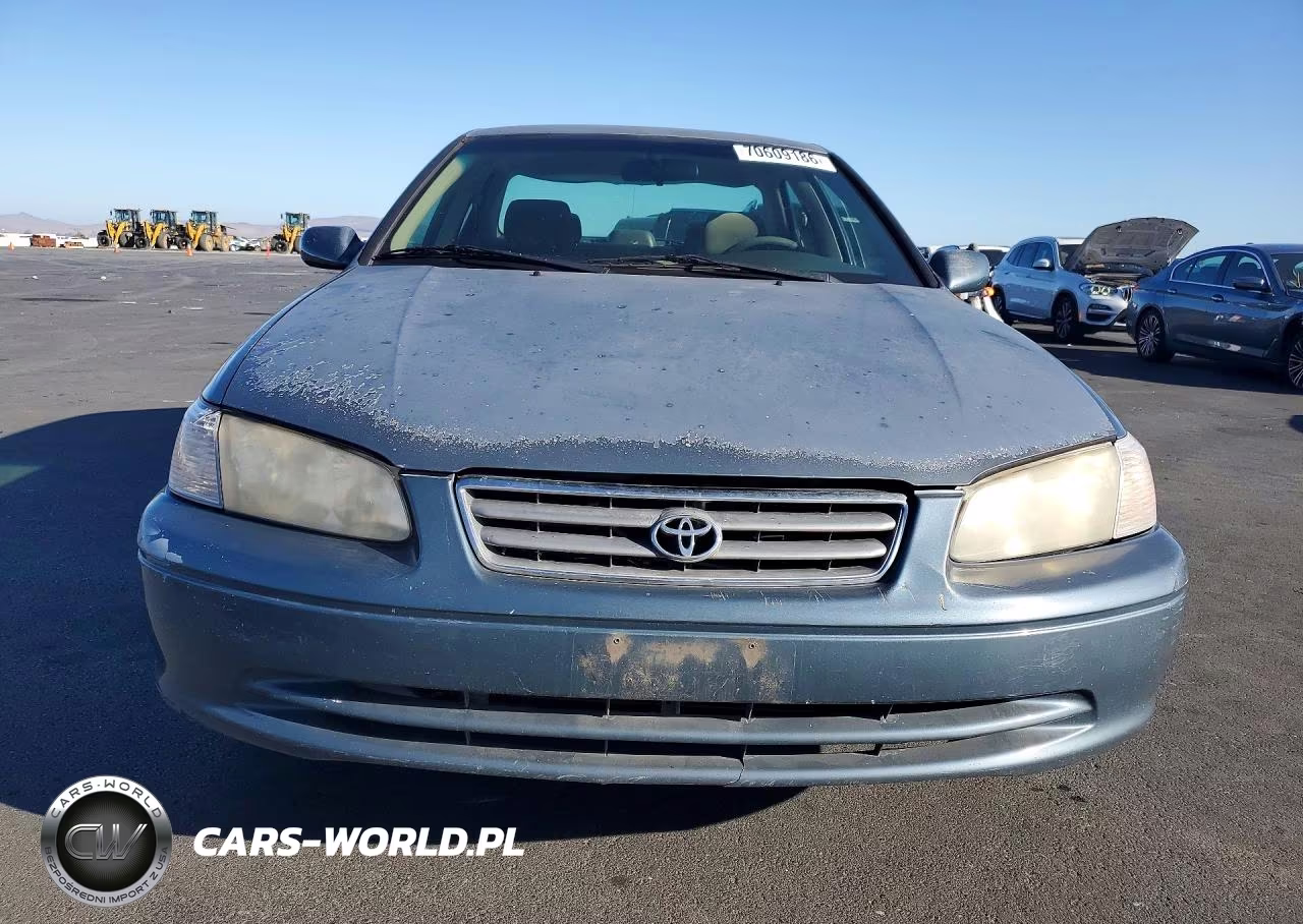 2000 Toyota Camry Le VIN:JT2BG22K5Y0464436 - 5