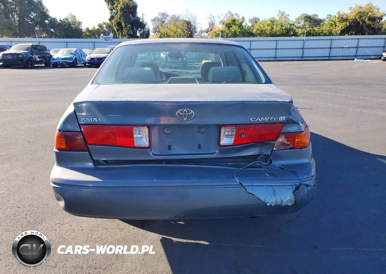 2000 Toyota Camry Le VIN:JT2BG22K5Y0464436 - 6