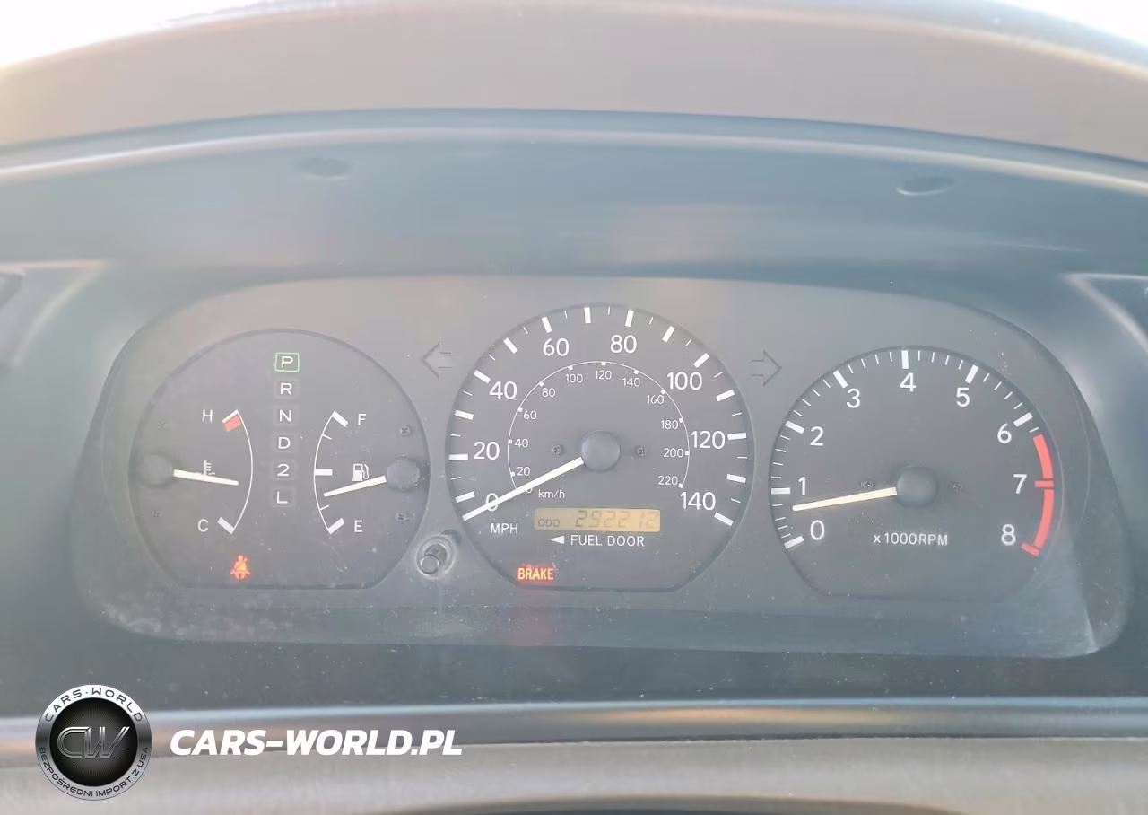 2000 Toyota Camry Le VIN:JT2BG22K5Y0464436 - 9