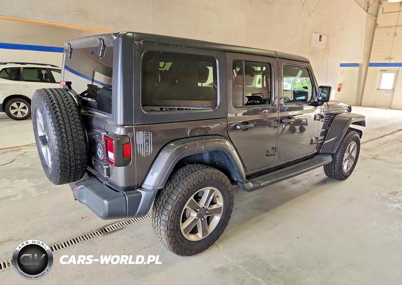 2020 Jeep Wrangler Unlimited Sahara VIN:1C4HJXEM2LW277657 - 3