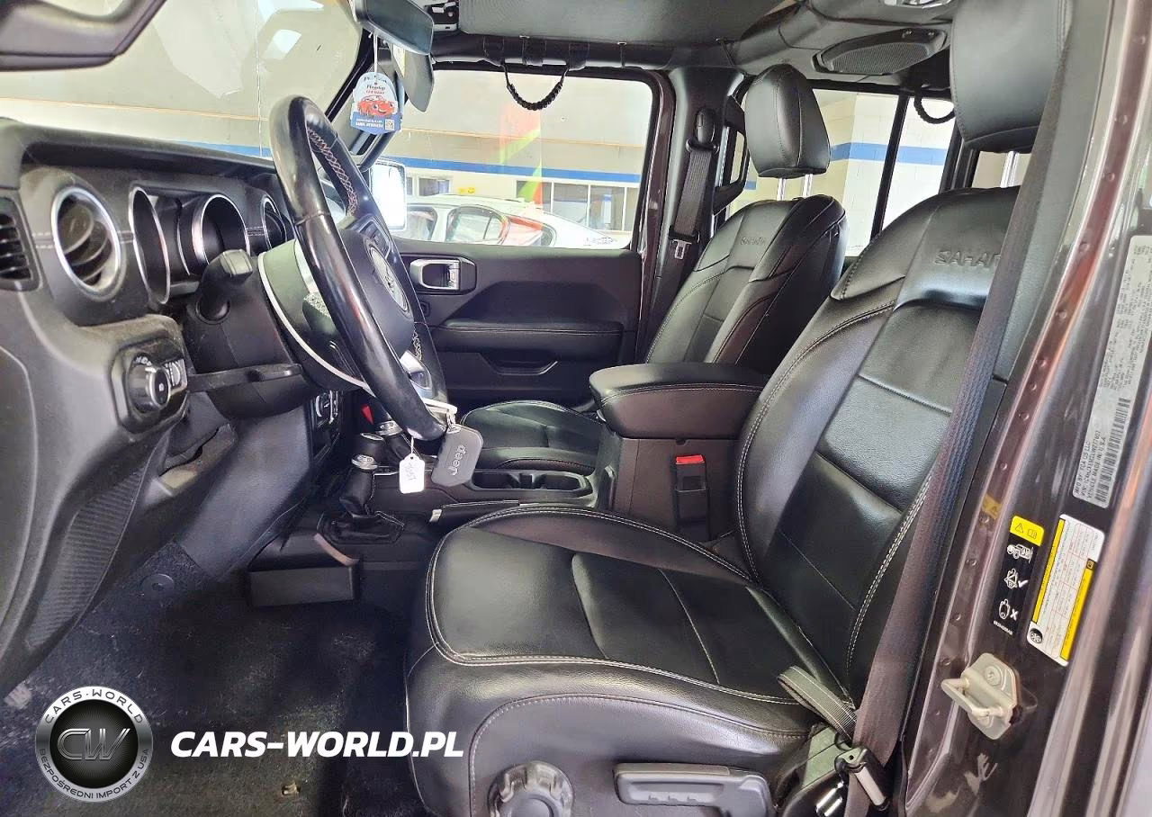 2020 Jeep Wrangler Unlimited Sahara VIN:1C4HJXEM2LW277657 - 7