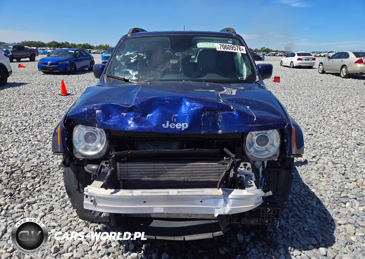 2018 Jeep Renegade Latitude VIN:ZACCJABB6JPJ64280 - 5