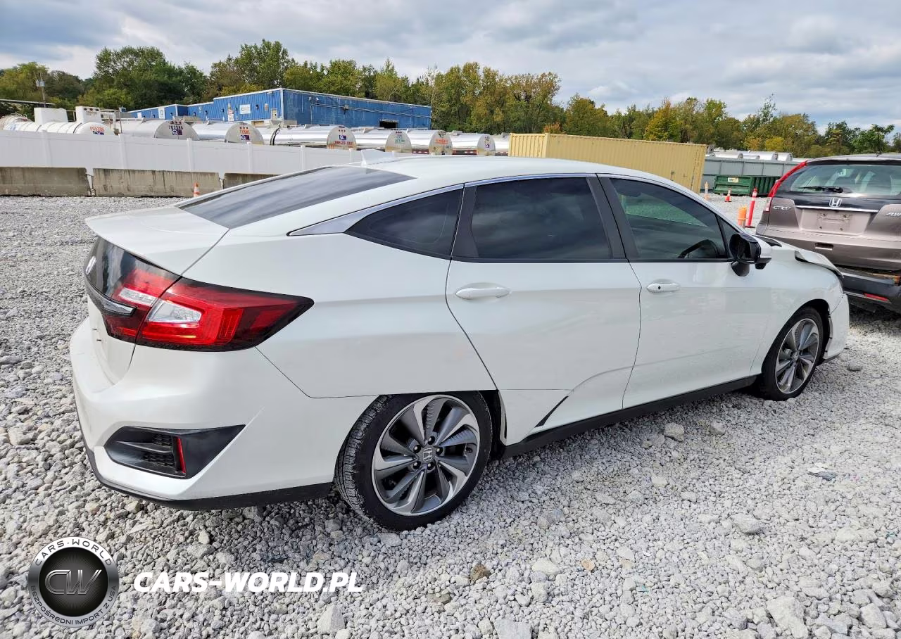 2018 Honda Clarity VIN:JHMZC5F16JC008694 - 3