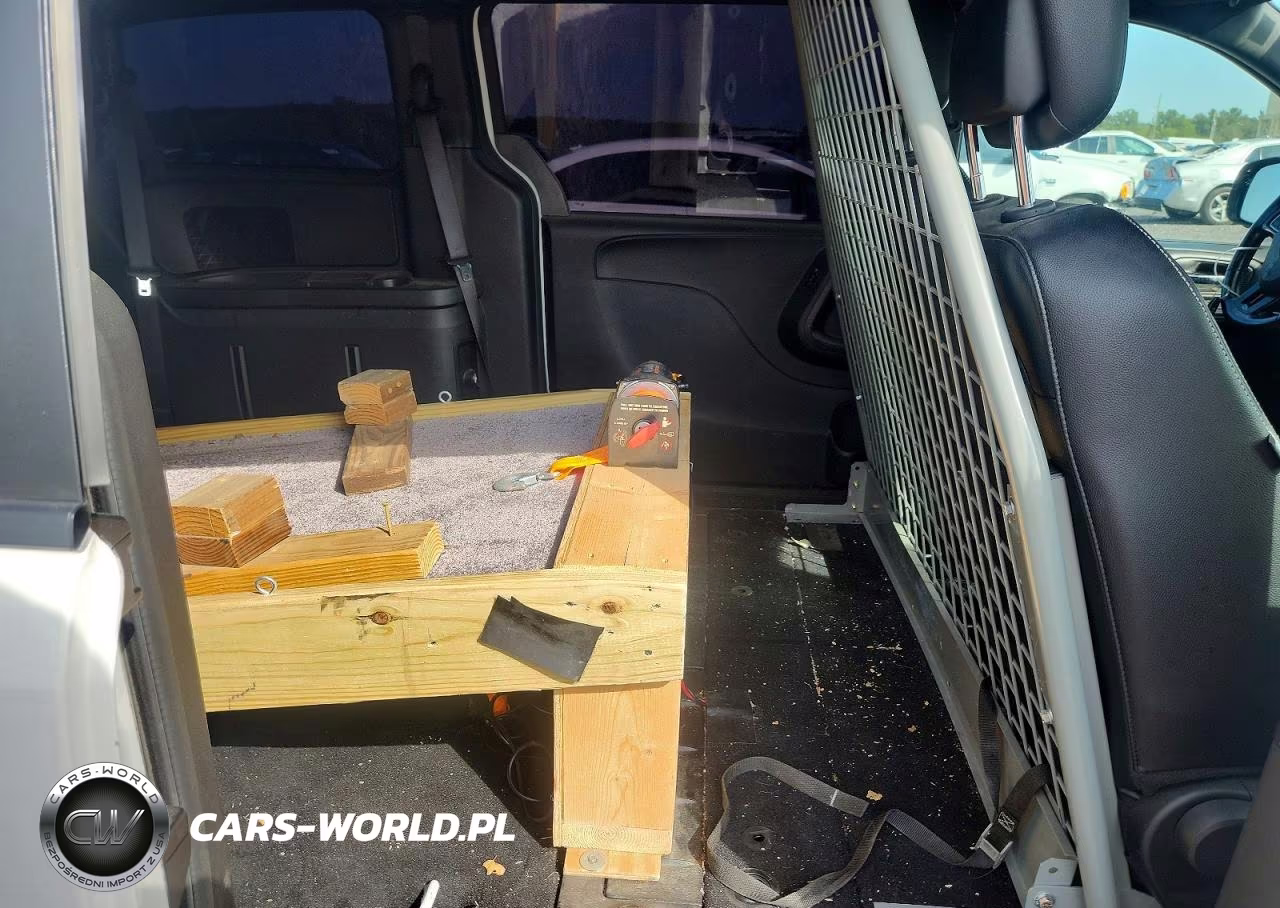2019 Dodge Grand Caravan Sxt VIN:2C4RDGCG0KR708030 - 10