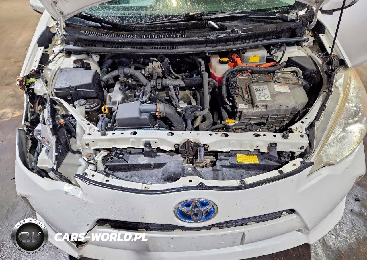 2012 Toyota Prius C Two VIN:JTDKDTB34C1517967 - 11