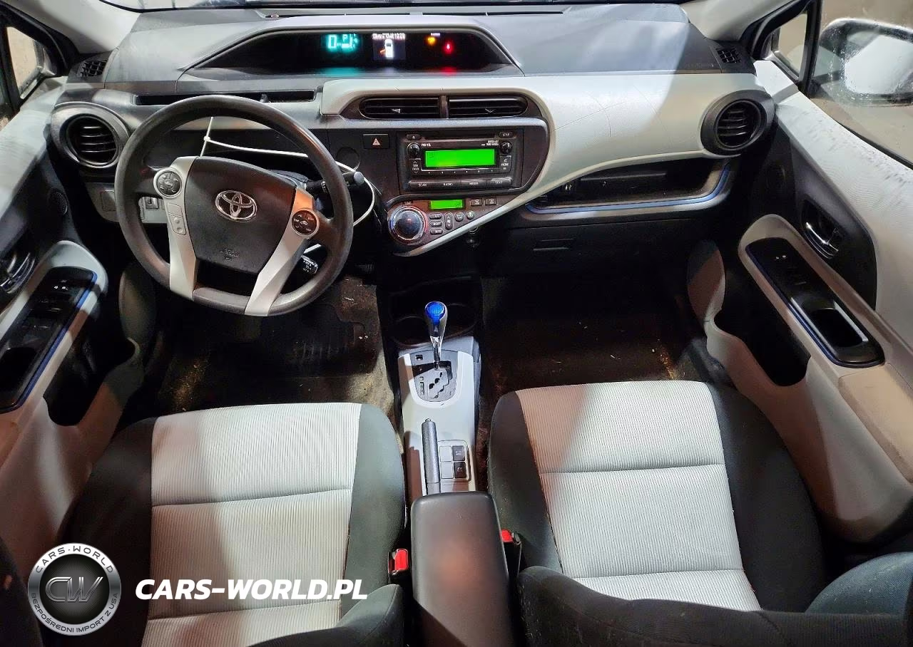 2012 Toyota Prius C Two VIN:JTDKDTB34C1517967 - 8