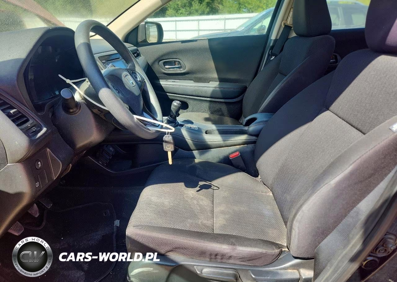 2018 Honda Hr-V Lx VIN:3CZRU5G39JM704733 - 7