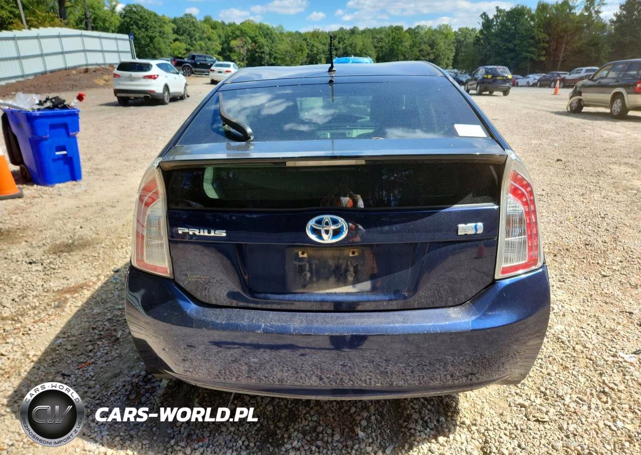 2012 Toyota Prius Two VIN:JTDKN3DU4C1575922 - 6