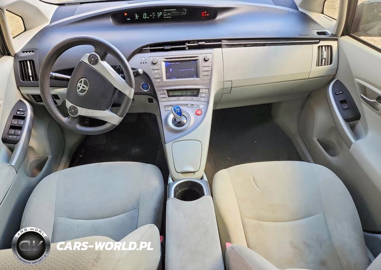 2012 Toyota Prius Two VIN:JTDKN3DU4C1575922 - 8
