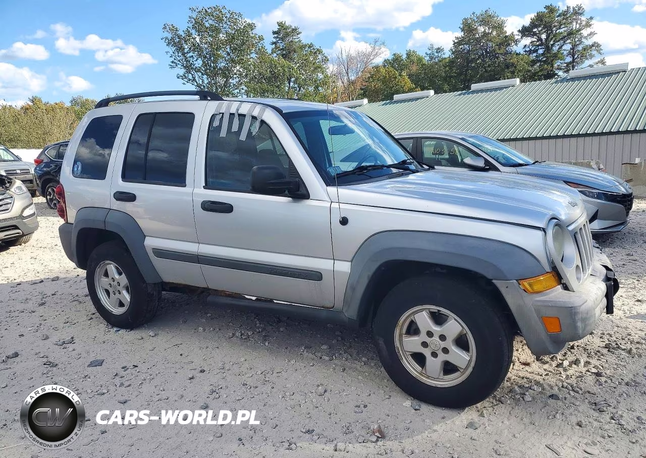 2007 Jeep Liberty Sport VIN:1J4GL48K37W621396 - 4
