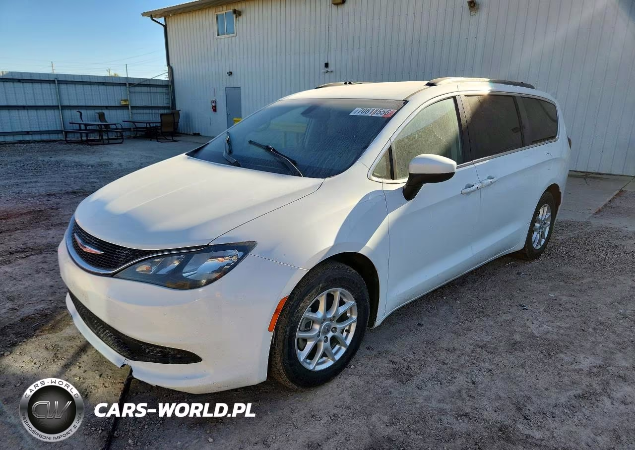 2021 Chrysler Voyager Lxi