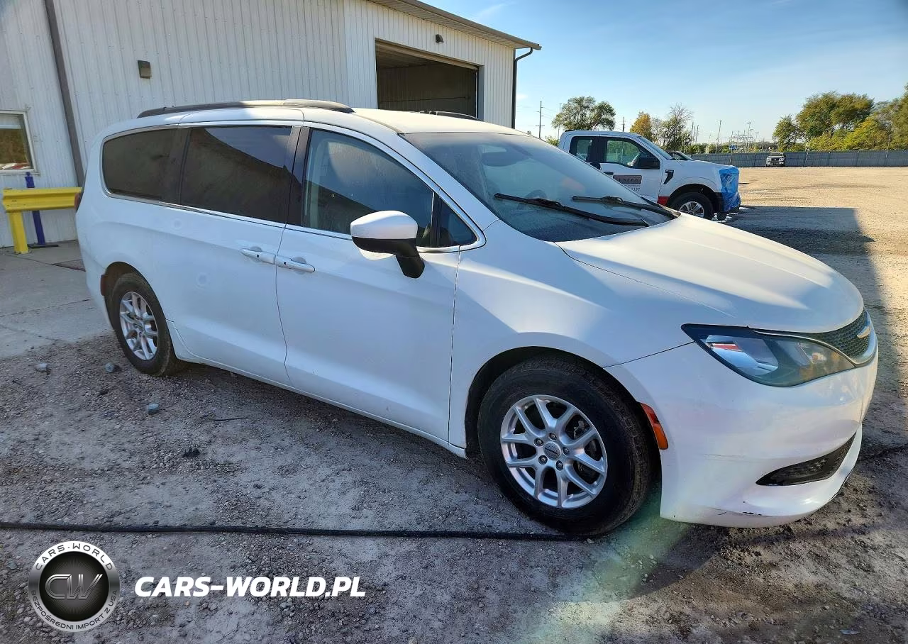 2021 Chrysler Voyager Lxi VIN:2C4RC1DG3MR505795 - 4