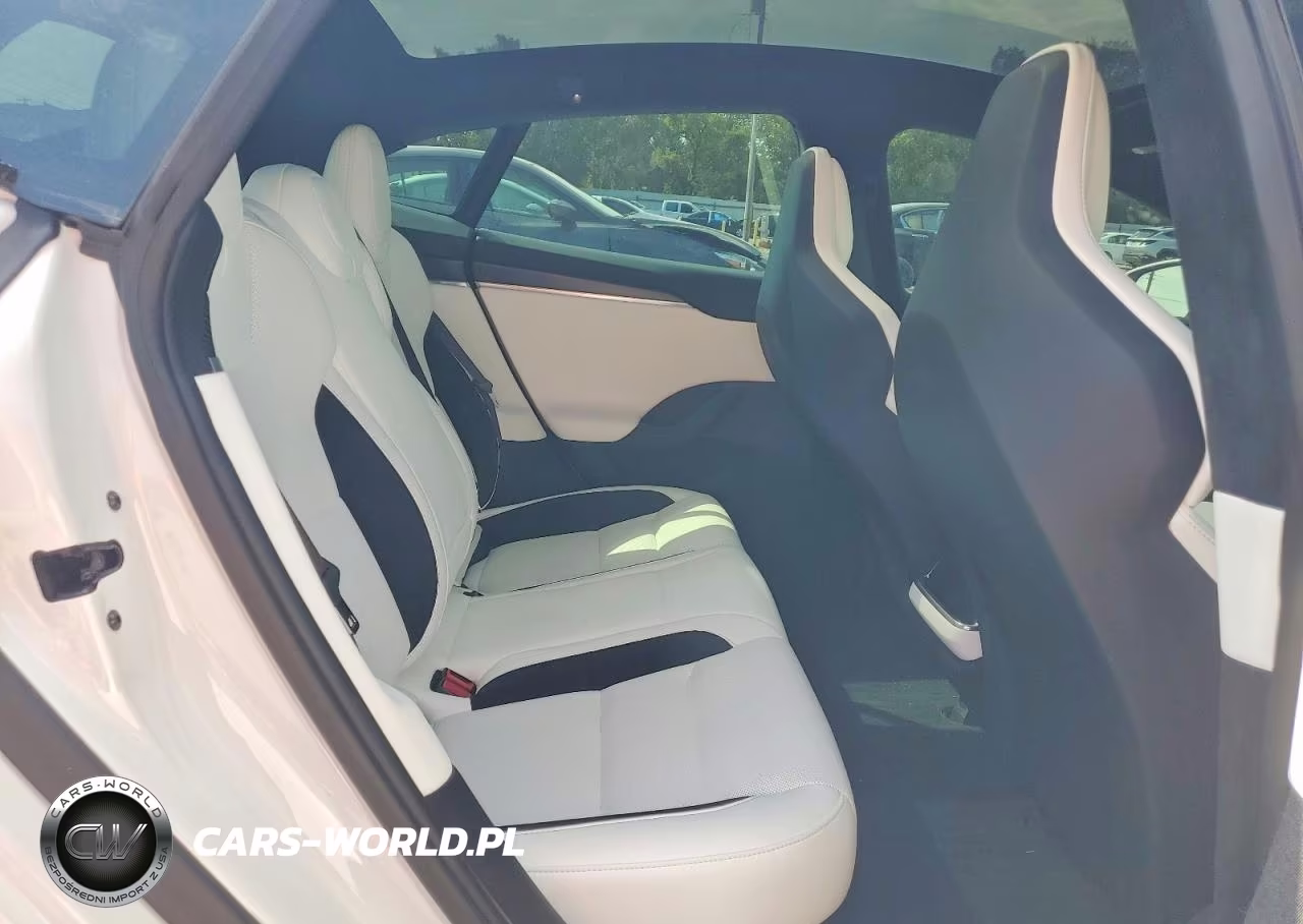 2025 Tesla Model S VIN:5YJSA1E66SF550350 - 10