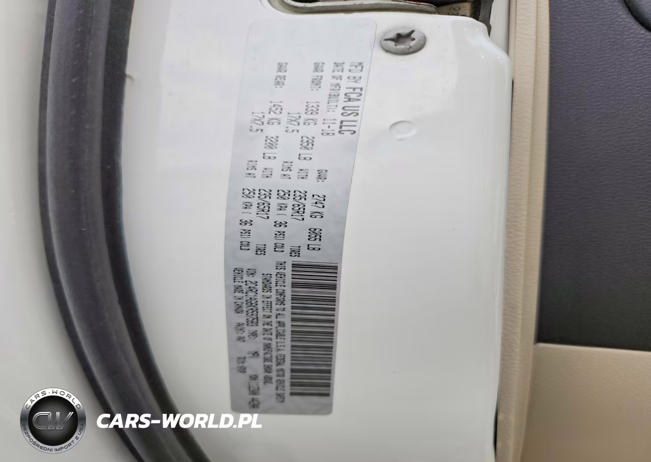 2019 Chrysler Pacifica VIN:2C4RC1AG6KR597583 - 13