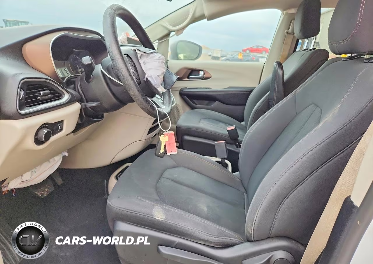 2019 Chrysler Pacifica VIN:2C4RC1AG6KR597583 - 7