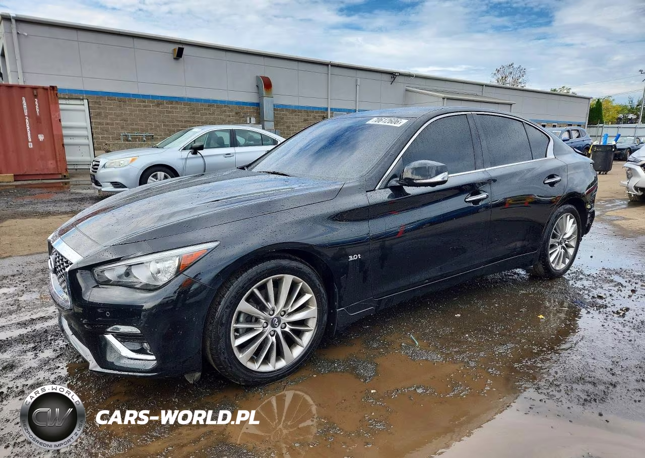2018 Infiniti Q50 3.0T Luxe – zdjęcie 1 z 13