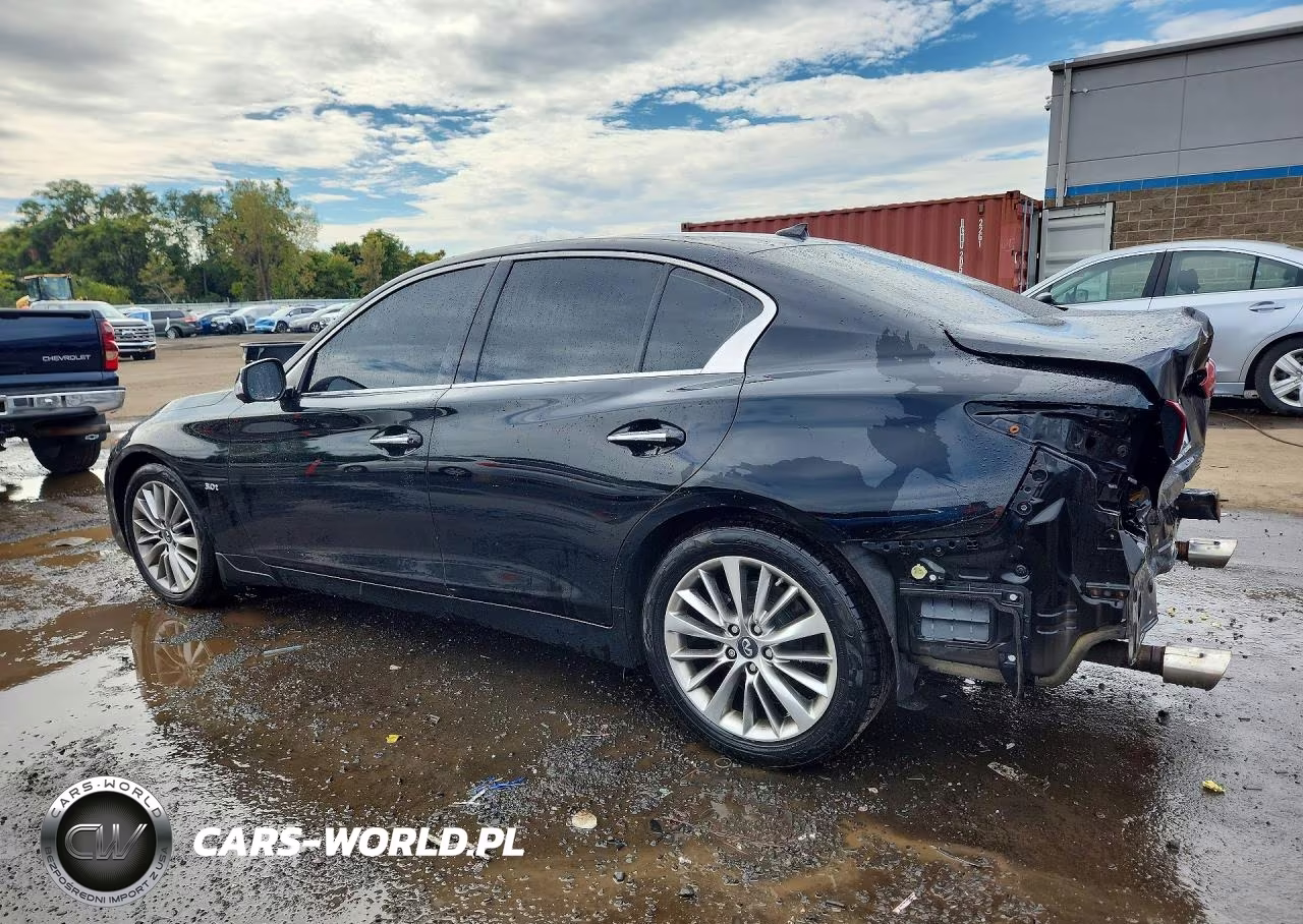 2018 Infiniti Q50 3.0T Luxe VIN:JN1EV7AR2JM611822 - 2