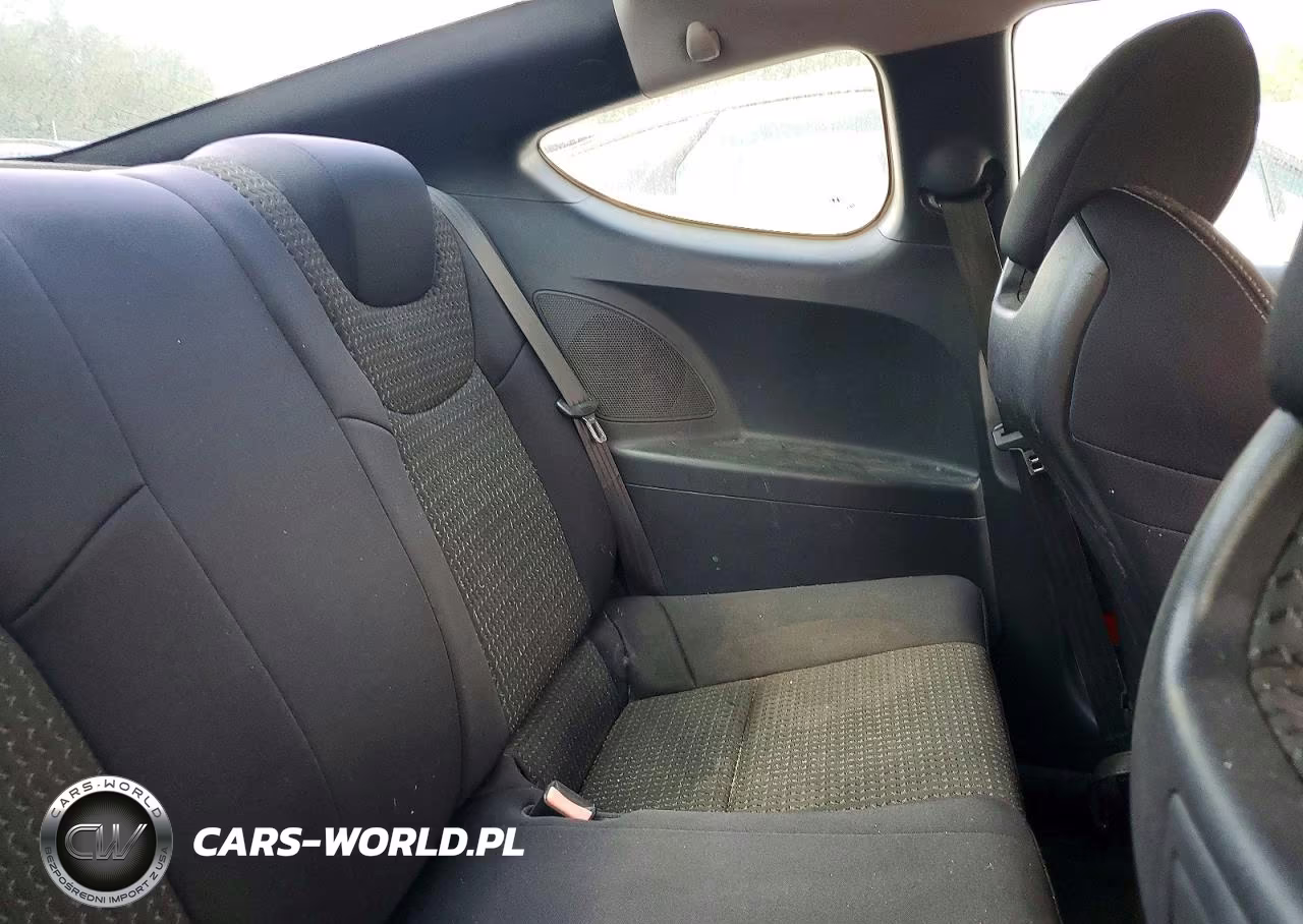 2012 Hyundai Genesis Coupe 2.0T Premium VIN:KMHHT6KD9CU079304 - 10