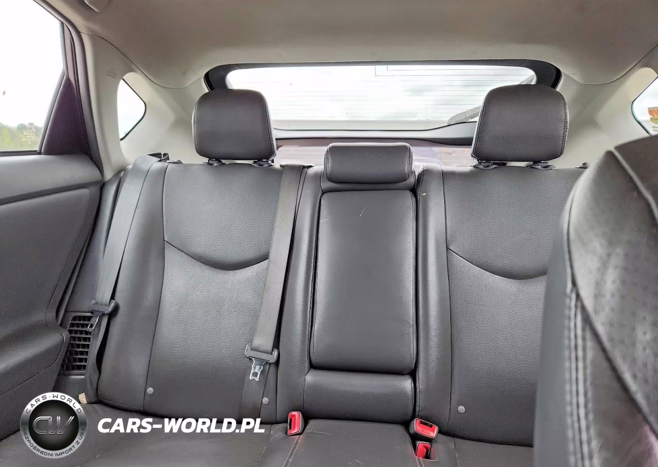 2011 Toyota Prius Four VIN:JTDKN3DU6B5302312 - 10